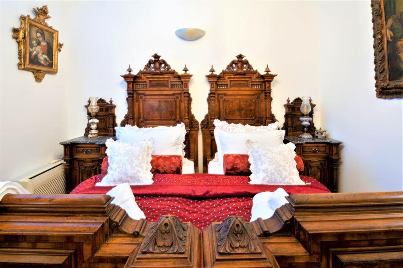 Royal Heritage Apartment In Split Center Buitenkant foto